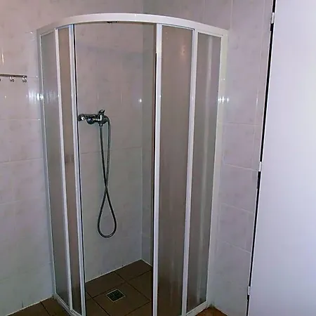 Hotel Turisticka Tj Tesla Brno *